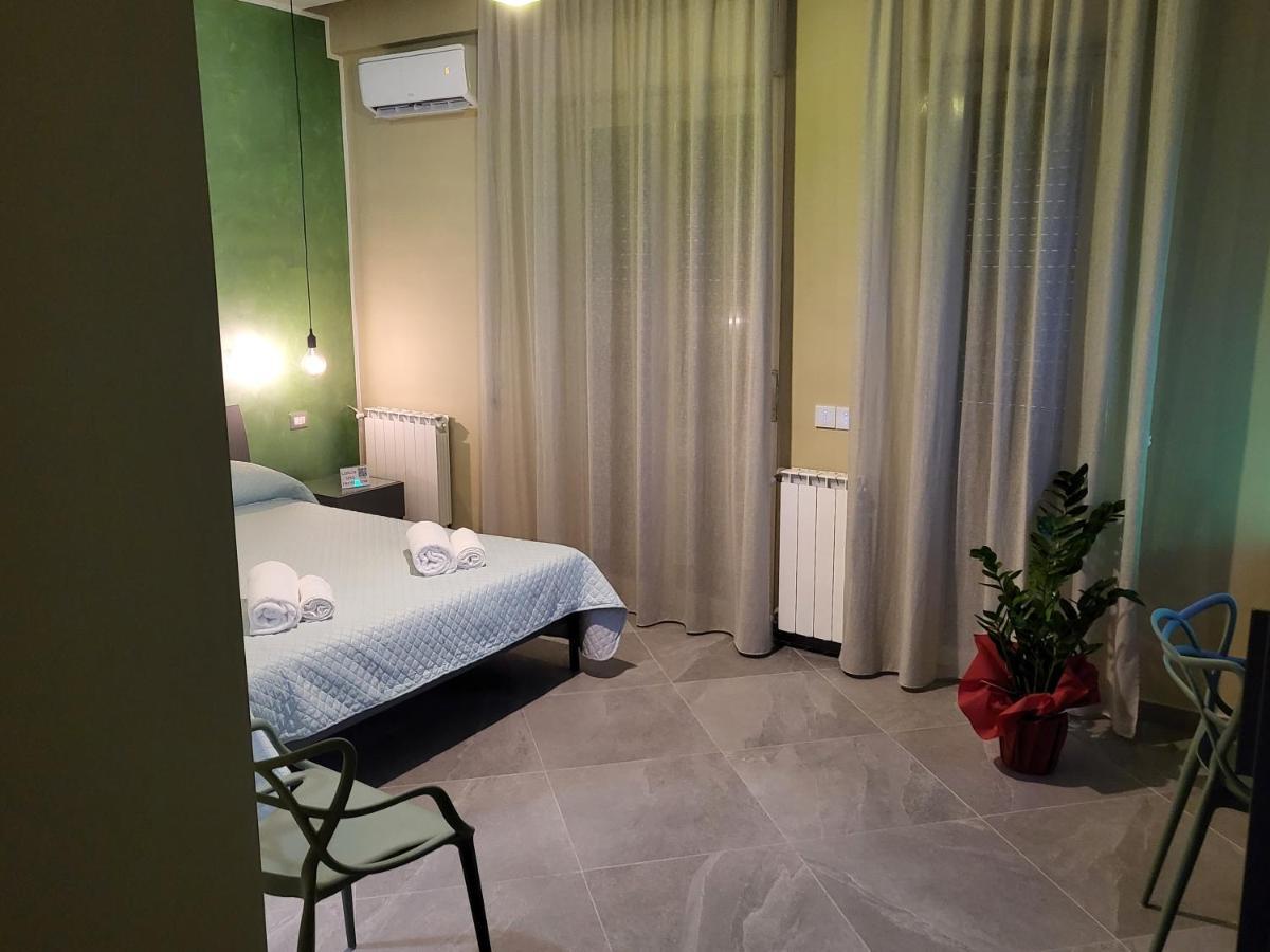 מלון מסינה Casa Dello Stretto מראה חיצוני תמונה